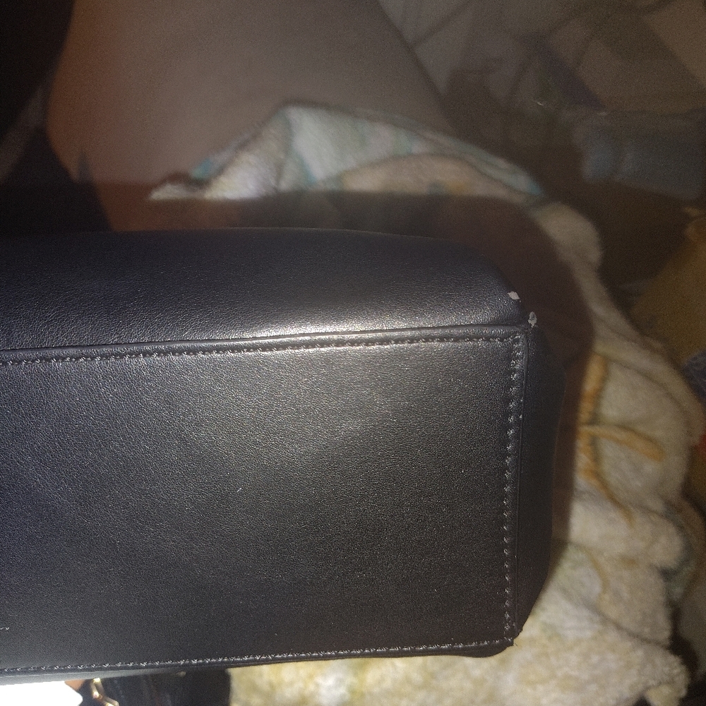 GUESS Black Chain-Accent Crossbody Bag - Picture 10 of 10